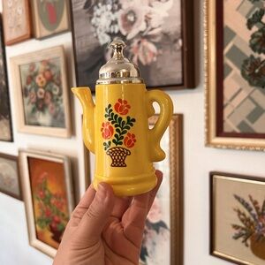 Vintage 1970s Avon retro Koffee Klatch coffee tea pot field flowers decor bottle